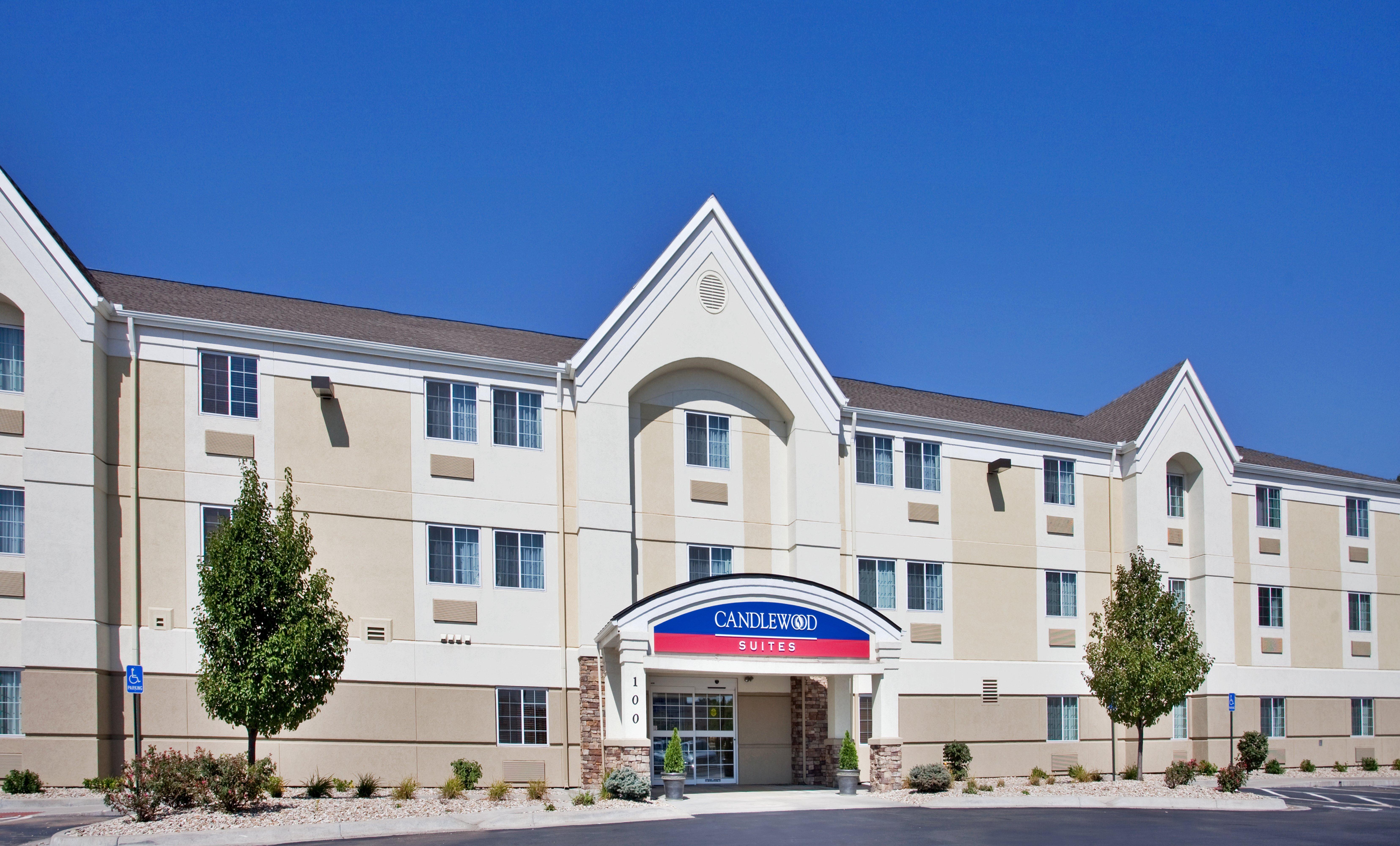 Candlewood Suites Junction City - Ft. Riley, An Ihg Hotel Exterior photo